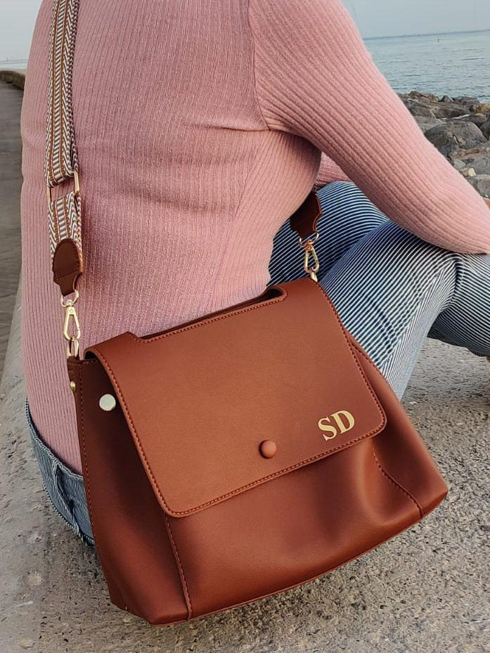 tote bag for gifting . stylish tote bag ..   uae shopping.   online shopping . beach day 